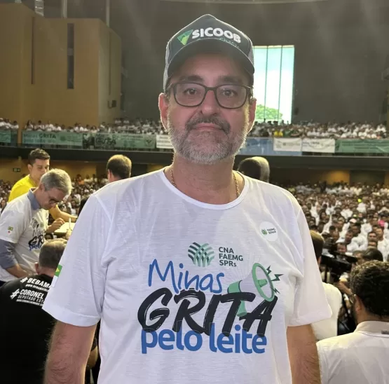 “MINAS GRITA PELO LEITE!” - Deputado Gustavo Santana participa de mobilização em defesa dos interesses dos produtores de leite