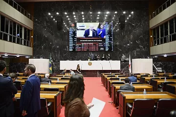 Deputado Tadeu Leite é reeleito presidente da ALMG