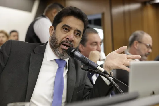 Servidores devem ficar sem reajuste em 2025