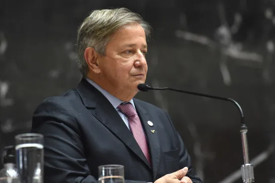 ALMG fecha acordo para vaga no TCE