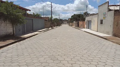 Empresário destaca recursos para pavimentação e reforça parceria política em Nanuque