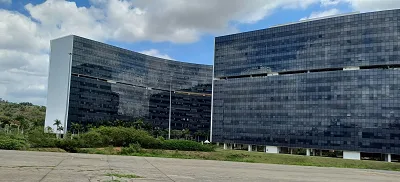 Convenções devem redesenhar disputa pelo Governo de Minas e ao Senado Convenções devem redesenhar disputa pelo Governo de Minas e ao Senado