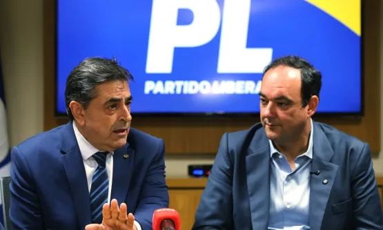 PL em Minas: quando o barco começa a balançar, alguns procuram outro rumo