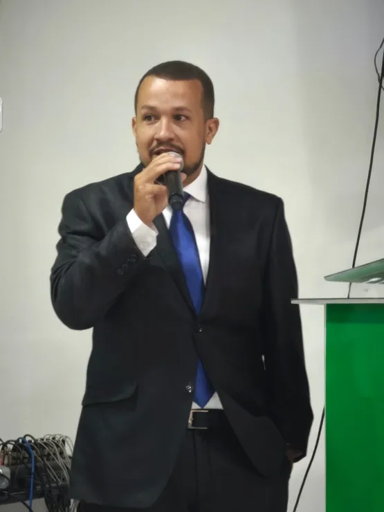 Luan Saúde chega à Câmara e promete mandato de diálogo e trabalho por Nanuque Luan Saúde chega à Câmara e promete mandato de diálogo e trabalho por Nanuque