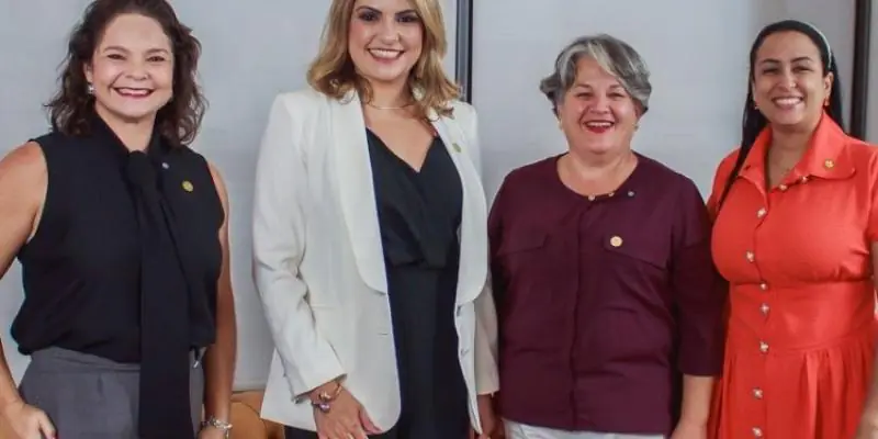 A Presidente Ângela Botelho e as Diretoras Institucionais da CAAMG estreiam no podcast Conexão Caixa em celebração ao Mês da Mulher