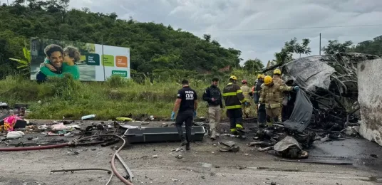 Acidente deixa 38 mortos 