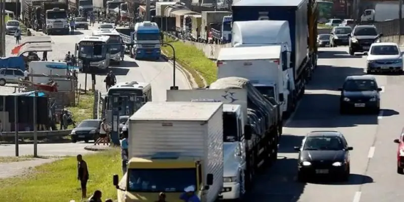 Apagão de caminhoneiros em Minas