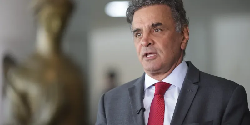 Câmara aprova auxílio emergencial proposto por Aécio Neves 