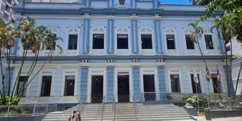 Câmara de JF amplia acervo histórico