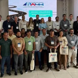 Caravana da AMM reúne 142 gestores em Novo Cruzeiro 