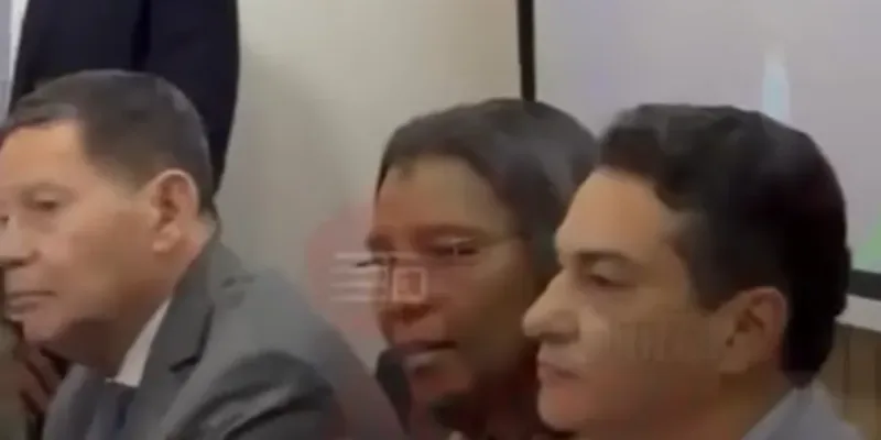 Cleitinho volta a defender candidatura ao Governo de Minas após anunciar desistência