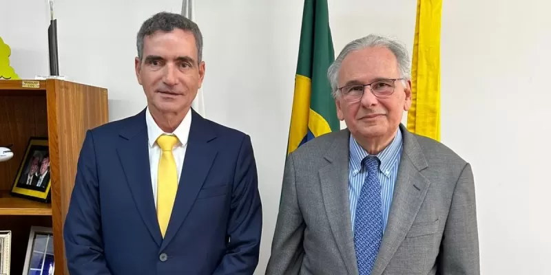 Deputado Federal Hercílio Coelho Diniz representa o Brasil nas eleições no Uruguai