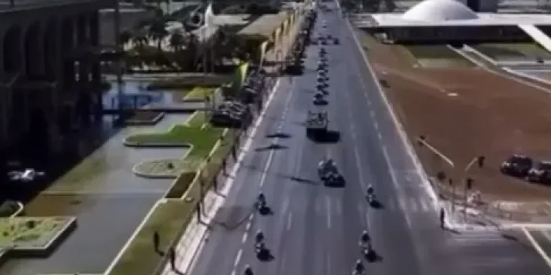 Desfile de 7 de Setembro em Brasília tem baixa adesão e clima de frieza política