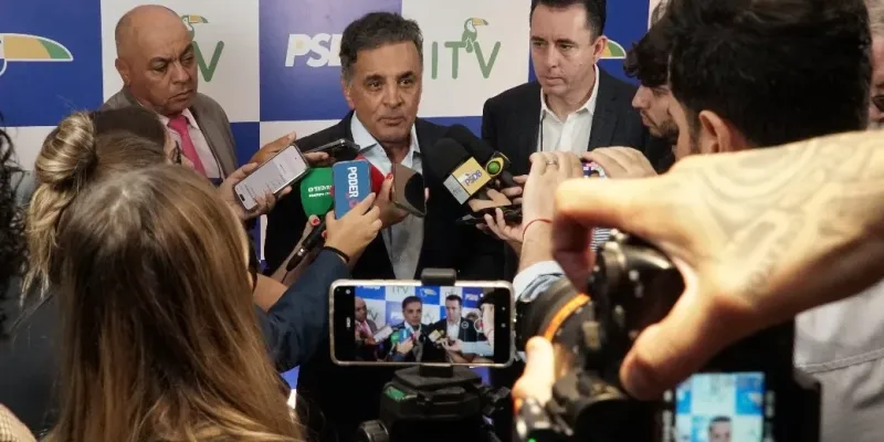 Entrevista do presidente do PSDB Nacional, deputado federal Aécio Neves