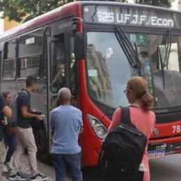 Estudantes de JF com passe livre