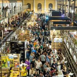 Expocachaça reúne 2 mil rótulos em BH