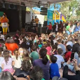 Festival com 140 atrações em Poços