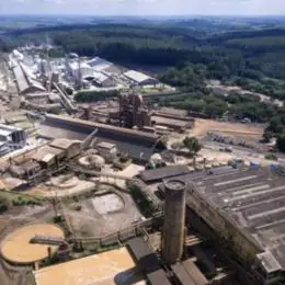 Guerra no Irã atrapalha município mineiro