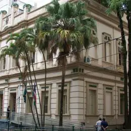 JF faz homenagens e inclui Bolsonaro