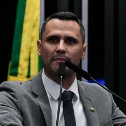 MATEUS SIMÕES ACENDE O PAVIO E ANTECIPA DEBATE