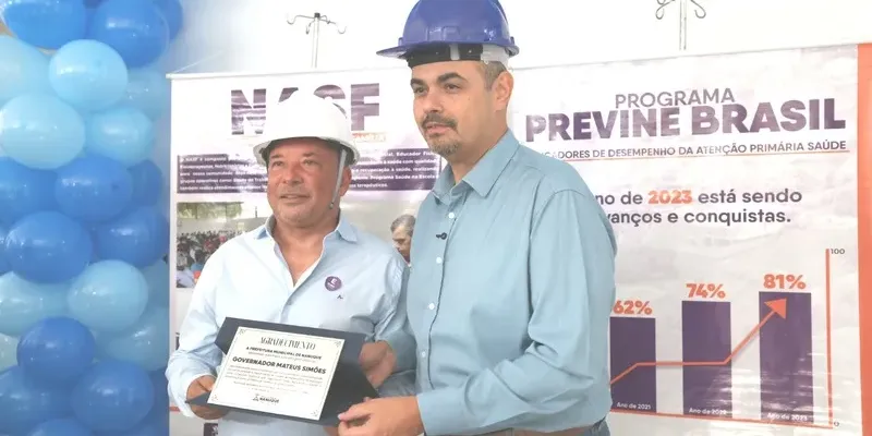 Mateus Simões faz visita relâmpago a Nanuque sem anunciar obras ou investimentos