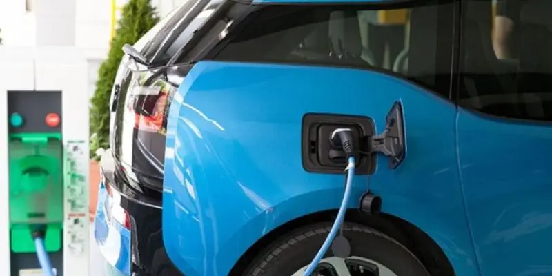 Minas possui mais de mil eletropostos