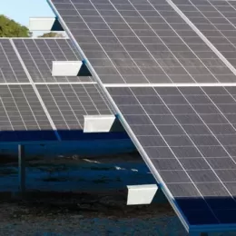 Minas se torna primeiro estado a bater a marca de 4 GW de geração solar centralizada em operação