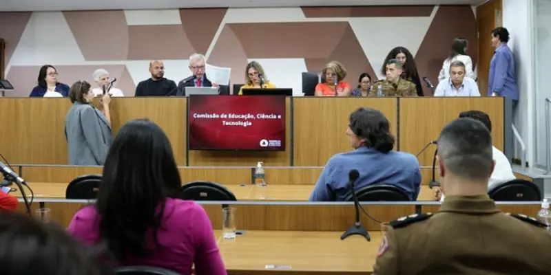 Minas tem 1 milhão de não alfabetizados