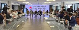 Nova Diretoria da AMM entrega demandas dos municípios em reunião com governador