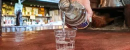 Nova lei mineira facilita regularização da cachaça e beneficia produtores rurais