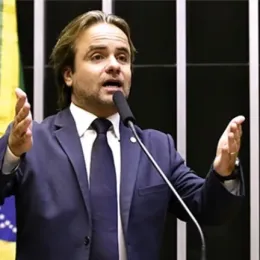 O deputado federal Eros Biondini votou contra o projeto de lei antifacção