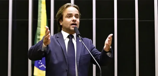 O deputado federal Eros Biondini votou contra o projeto de lei antifacção