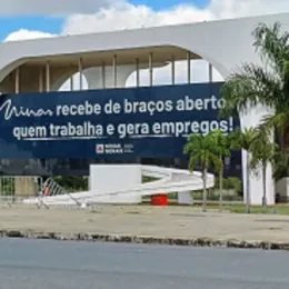 O governador Zema colocou Minas Gerais à venda