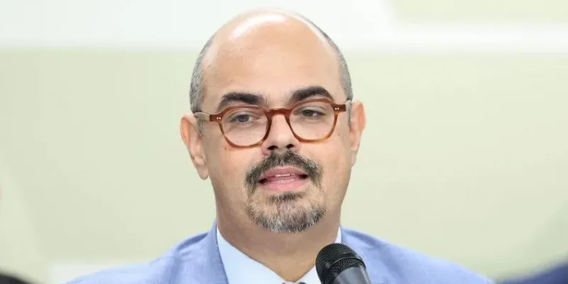 Oposição boicota reunião sobre dívida mineira e acusa vice-governador de uso político da Assembleia