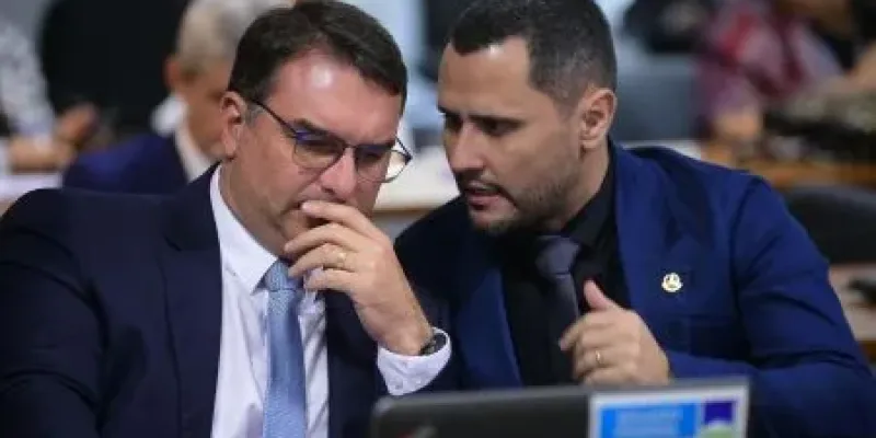 PL descarta Professor Mateus Simões 