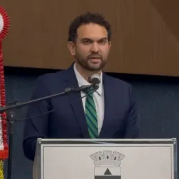 Polarização nacional deve se repetir na disputa pelo governo de Minas Gerais, avalia Quaest