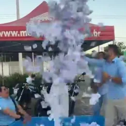 Posto Reunidas contempla ganhadores das motos