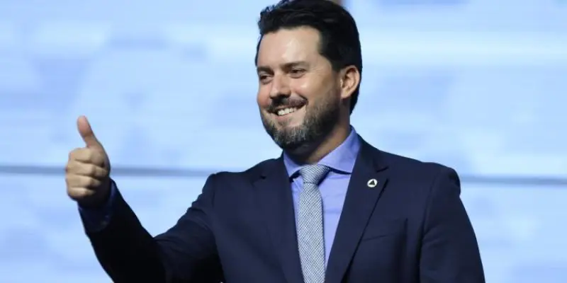 Prefeito de Divinópolis afirma que presidente da AMM será vice na chapa de Cleitinho ao governo de Minas