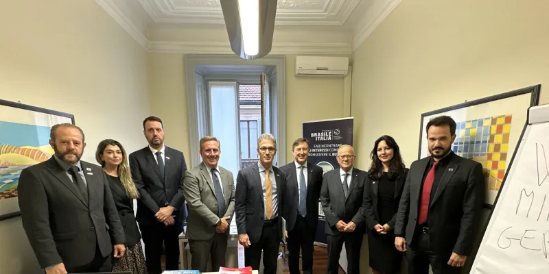 Rodrigo Tavares lidera abertura de escritório da Invest Minas em Milão para atrair investimentos à economia mineira