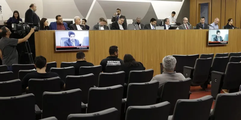 Servidores de Minas Gerais podem ficar sem reajuste em 2025