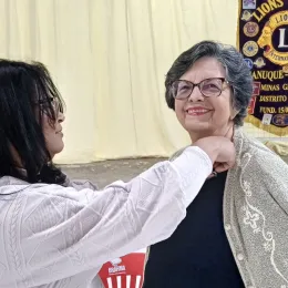 Tereza Neves assume presidência do Lions Clube Nanuque Centro