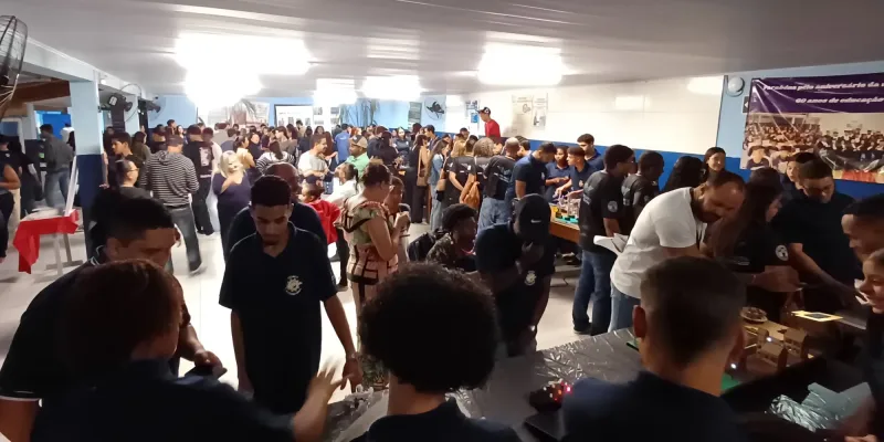 Vanda Reuter realiza III  Feira de Ciências e Tecnologias 